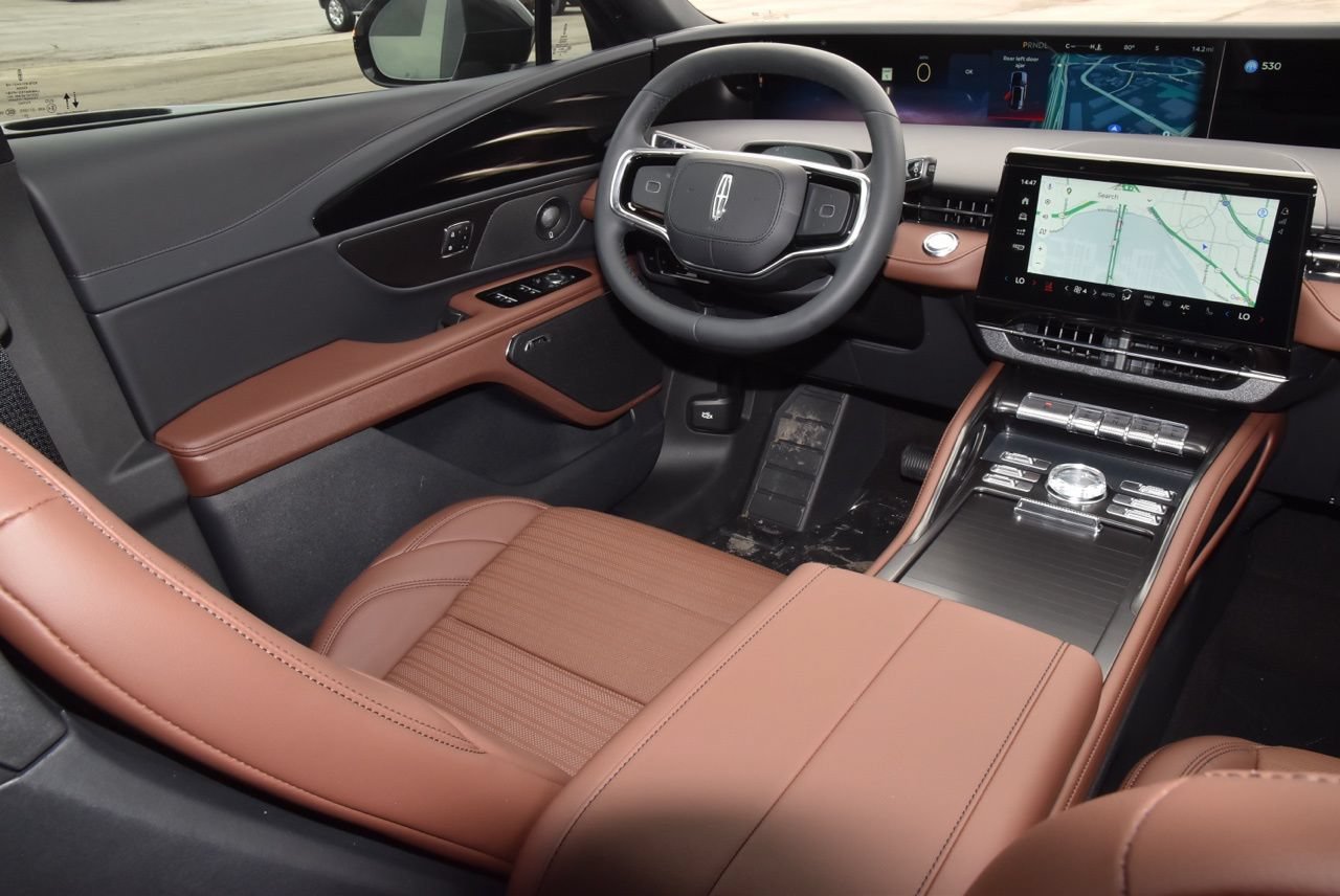 New 2026 Lincoln Nautilus Reserve w/ Jet Appearance Package AWD/4WD image 22
