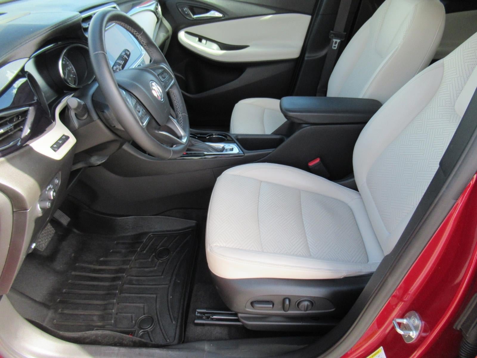 Used 2020 Buick Encore GX Essence w/ Advanced Technology Package FWD image 17