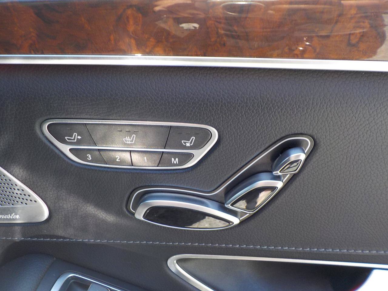 Used 2017 Mercedes-Benz S 550 4MATIC Sedan image 35
