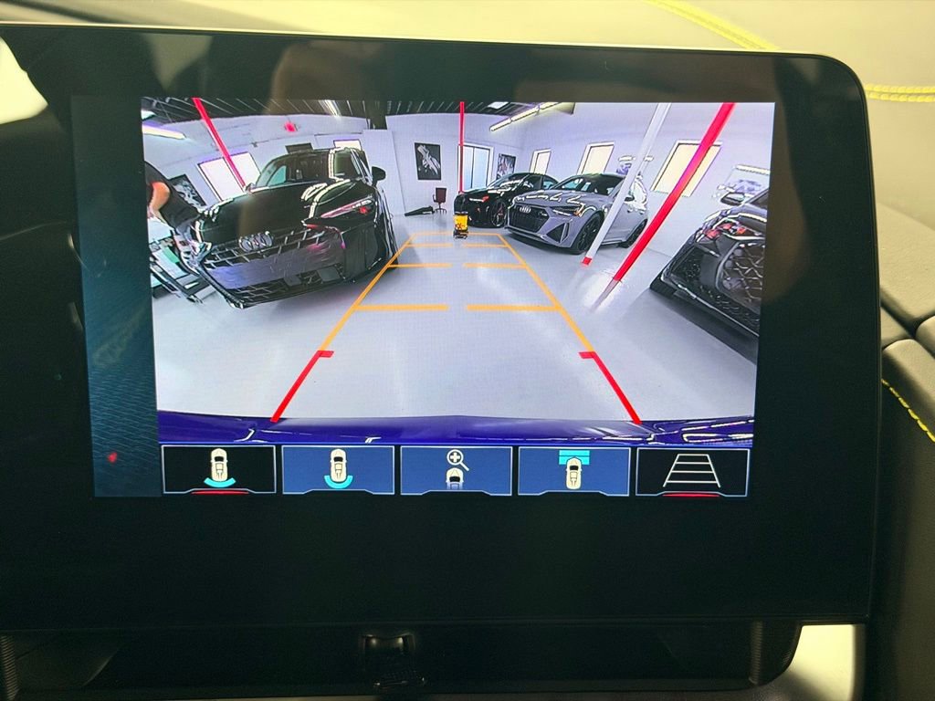 Used 2025 Chevrolet Corvette Stingray Premium Cpe w/ Z51 Performance Package image 27