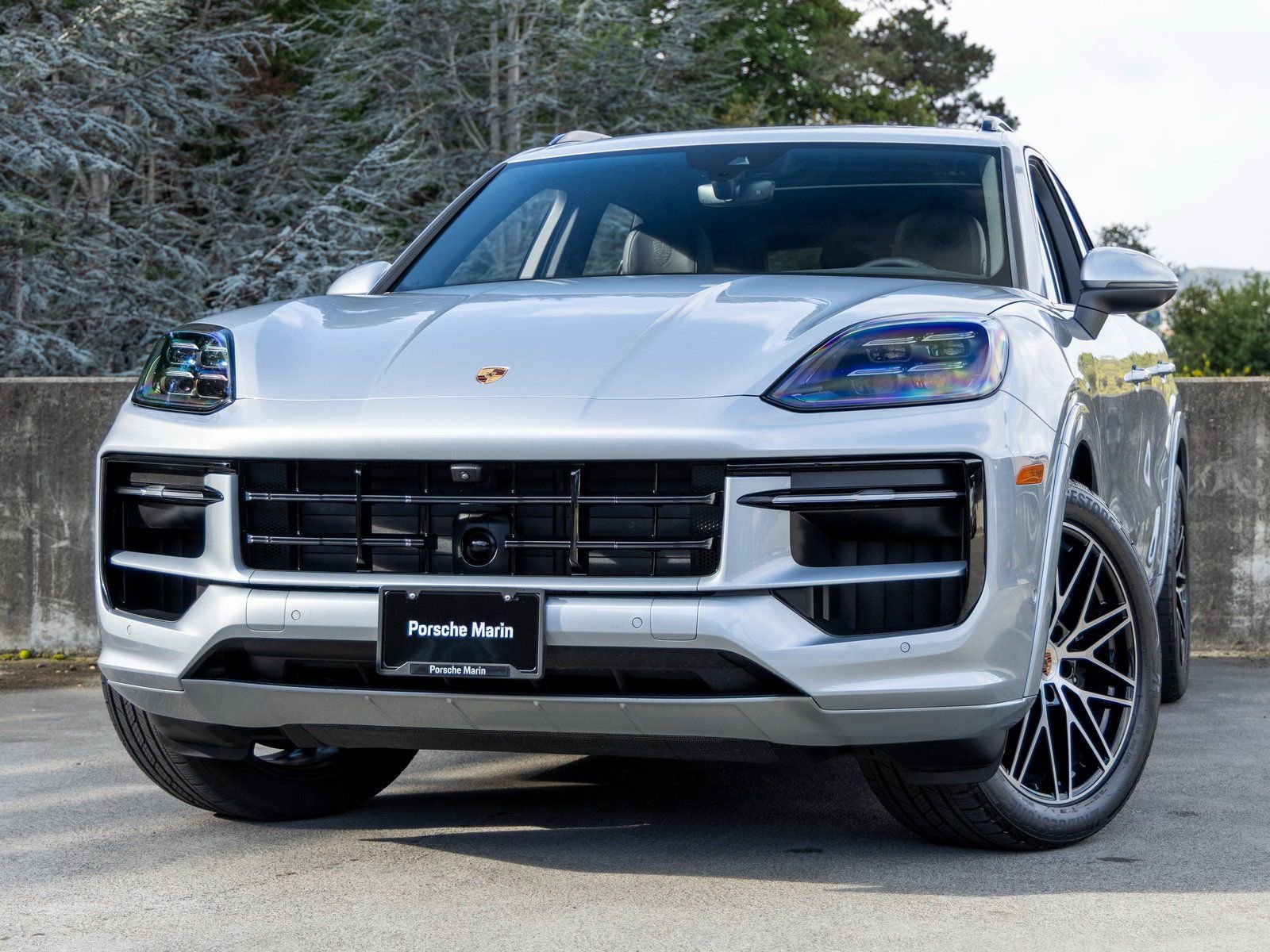 Certified 2025 Porsche Cayenne image 7