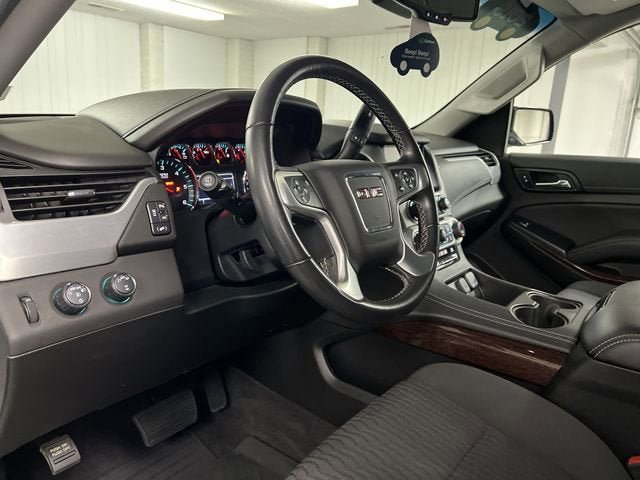 Used 2019 GMC Yukon SLE w/ SLE Value Package AWD/4WD image 10