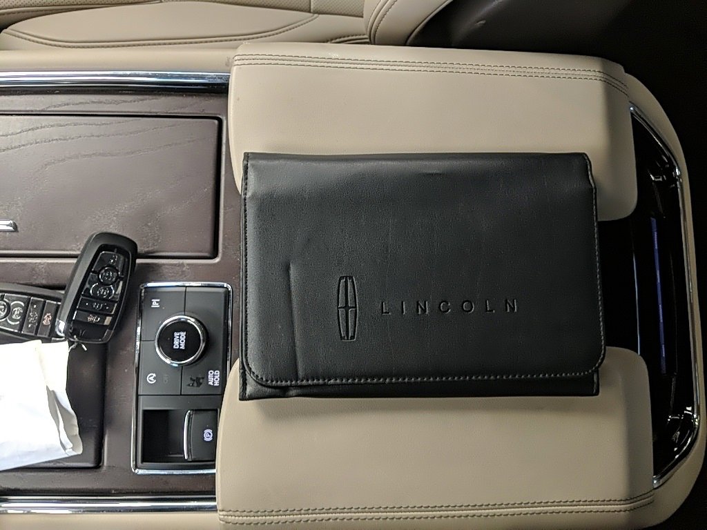 Certified 2024 Lincoln Navigator Premiere image 33