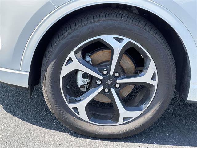 Used 2024 Ford Escape ST-Line Select w/ Tech Pack #2 AWD/4WD image 8