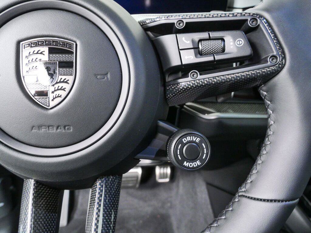 New 2026 Porsche Cayenne Turbo AWD/4WD image 11