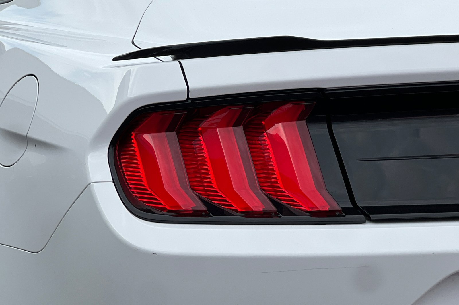 Used 2018 Ford Mustang GT Premium w/ Safe & Smart Package image 36