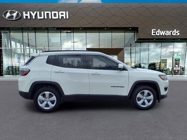 Used 2020 Jeep Compass Latitude w/ Cold Weather Group AWD/4WD image 9