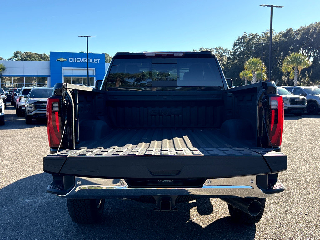 New 2025 GMC Sierra 2500 SLT w/ SLT Premium Package image 30