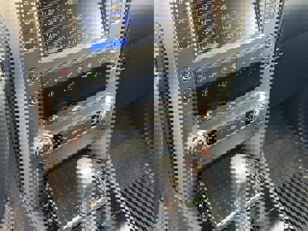 Used 2021 Lexus GX 460 Premium image 23