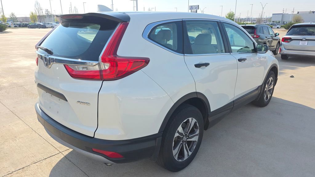 Used 2018 Honda CR-V LX image 5