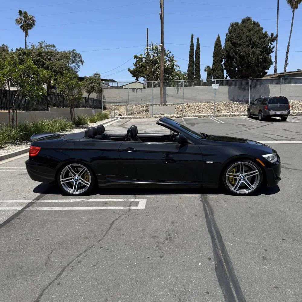 Used 2012 BMW 335is Convertible image 7