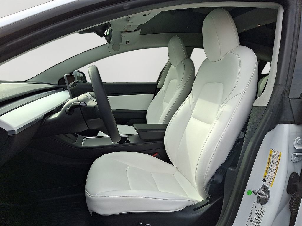 Used 2021 Tesla Model 3 Standard Range Plus image 14