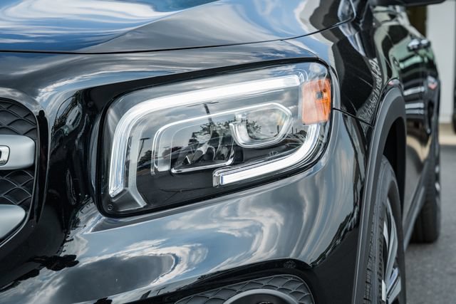 Certified 2023 Mercedes-Benz GLB 250 4MATIC image 12