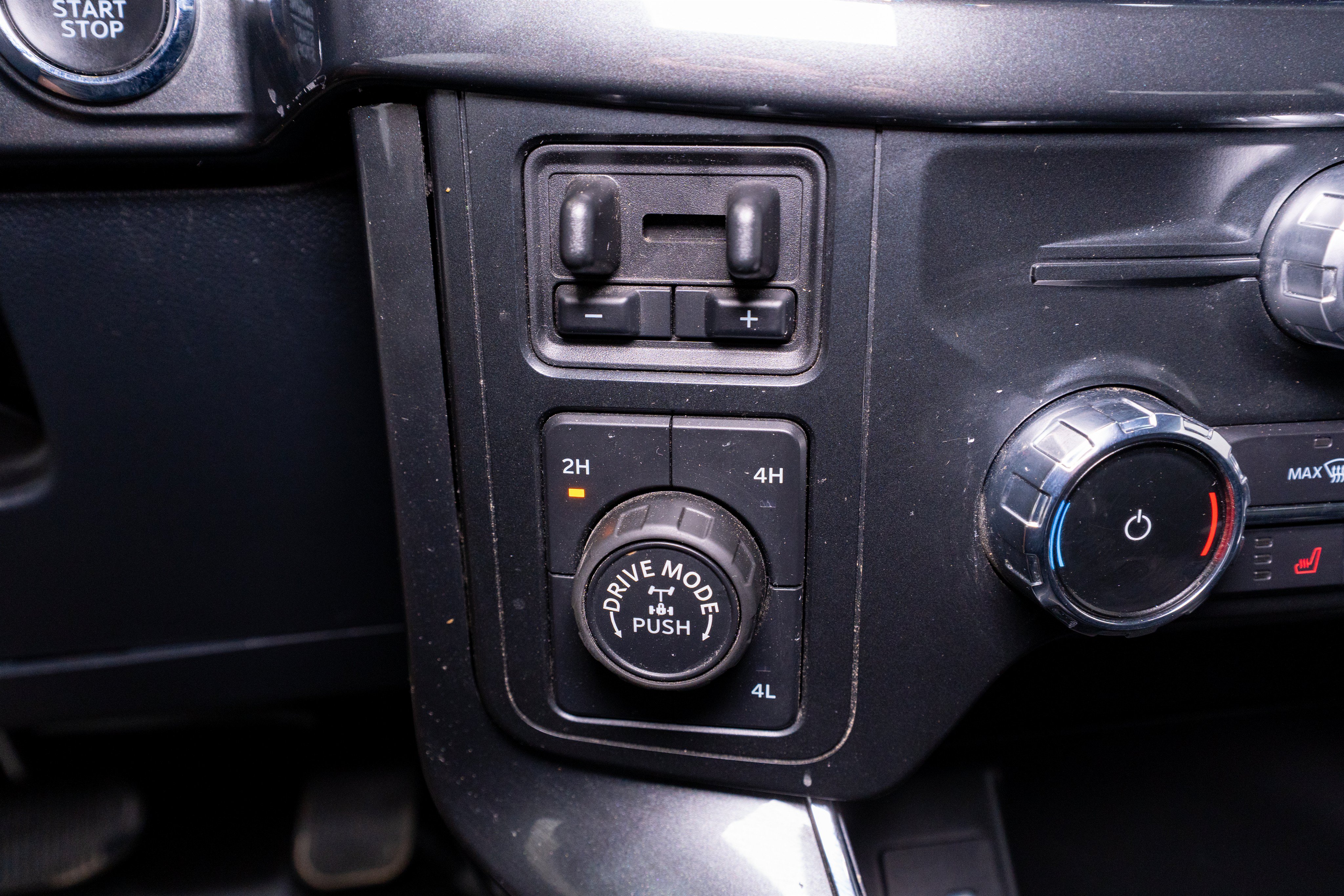 Used 2022 Ford F150 XLT w/ Equipment Group 302A High AWD/4WD image 24