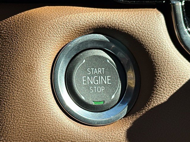 Used 2026 GMC Canyon AT4 AWD/4WD image 33