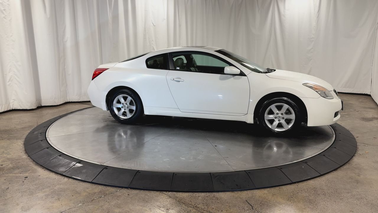Used 2009 Nissan Altima 2.5 S w/ Premium Pkg image 2