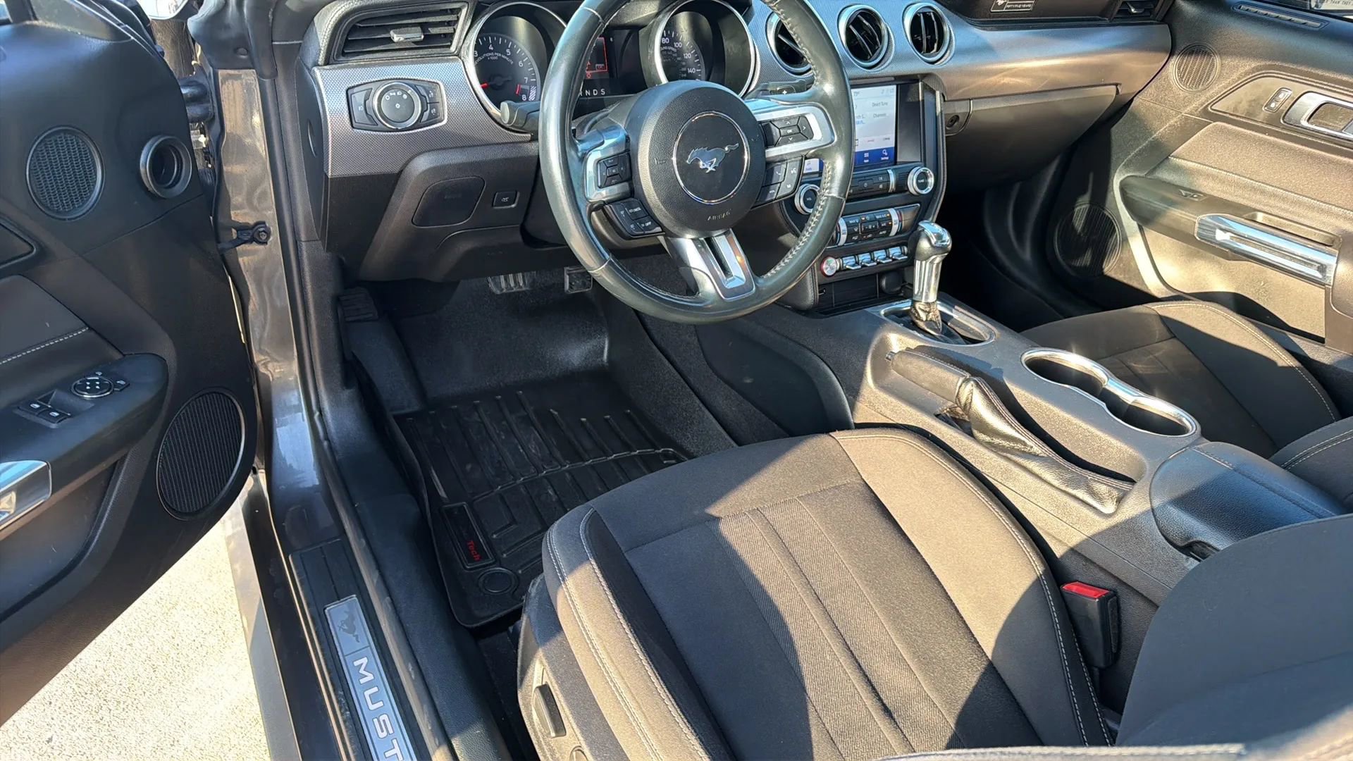 Used 2020 Ford Mustang GT w/ Equipment Group 301A RWD image 33
