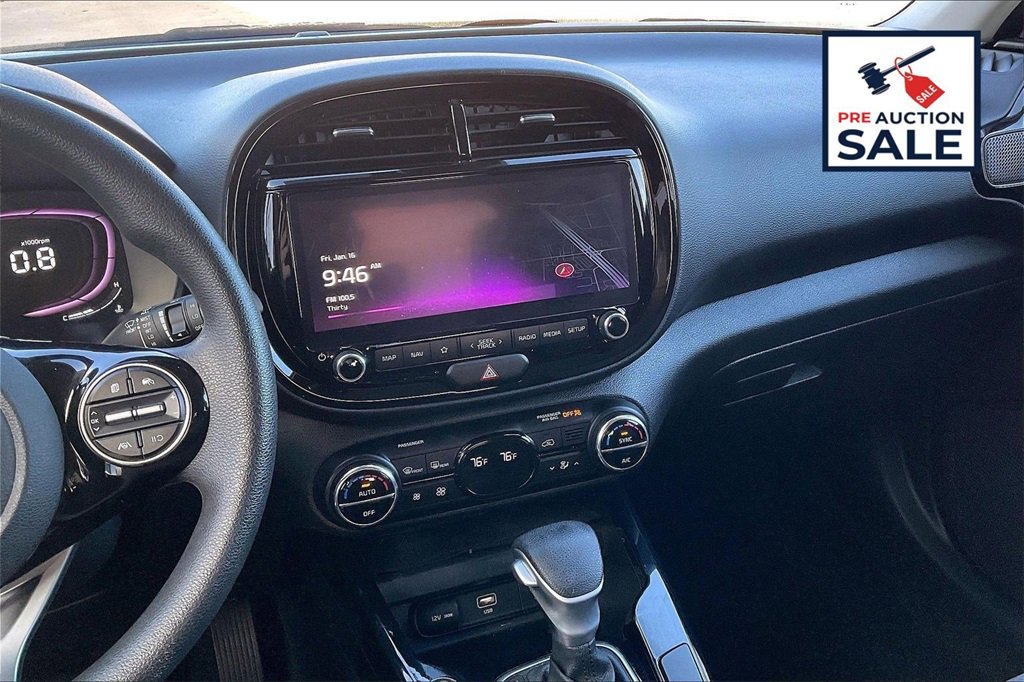 Certified 2023 Kia Soul S image 6
