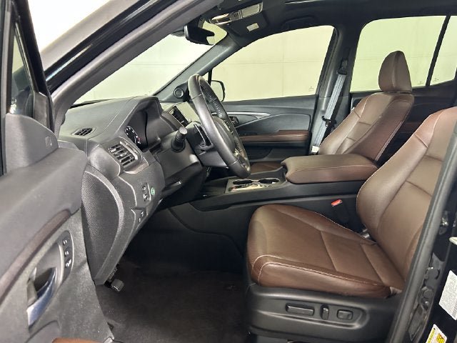Used 2025 Honda Ridgeline RTL image 11