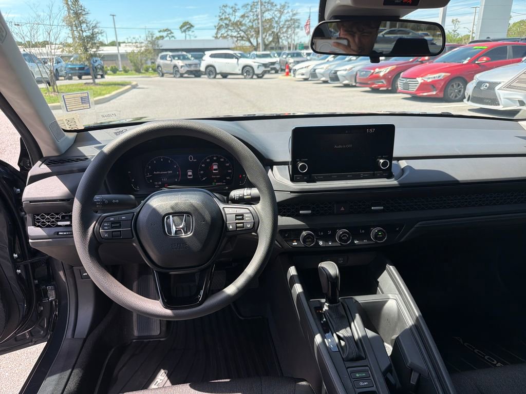 Used 2025 Honda Accord SE image 23