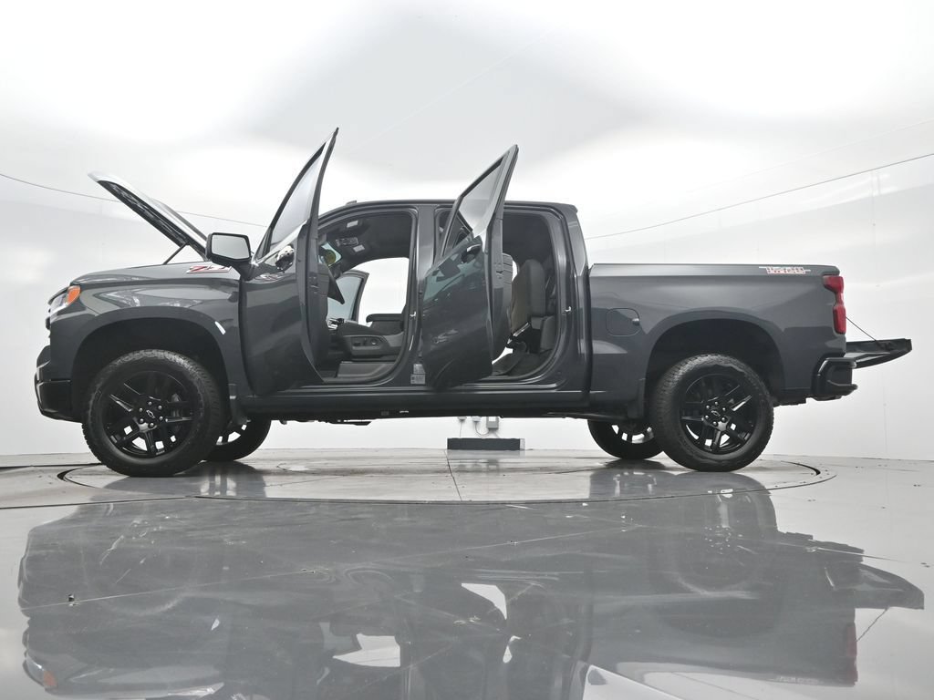 Used 2026 Chevrolet Silverado 1500 LT Trail Boss w/ Safety Package AWD/4WD image 45