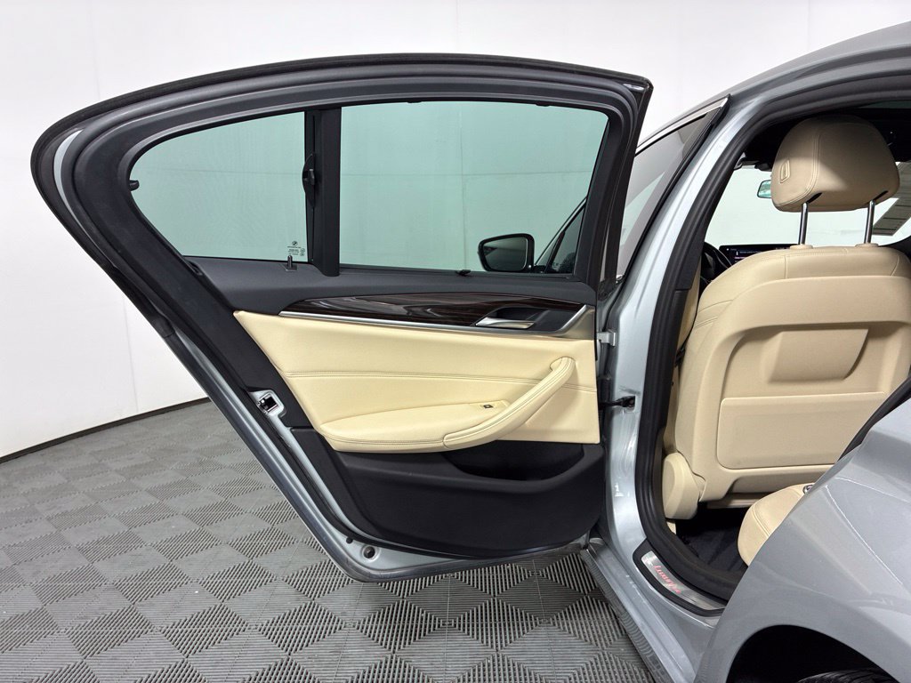 Used 2019 BMW 530i RWD image 26