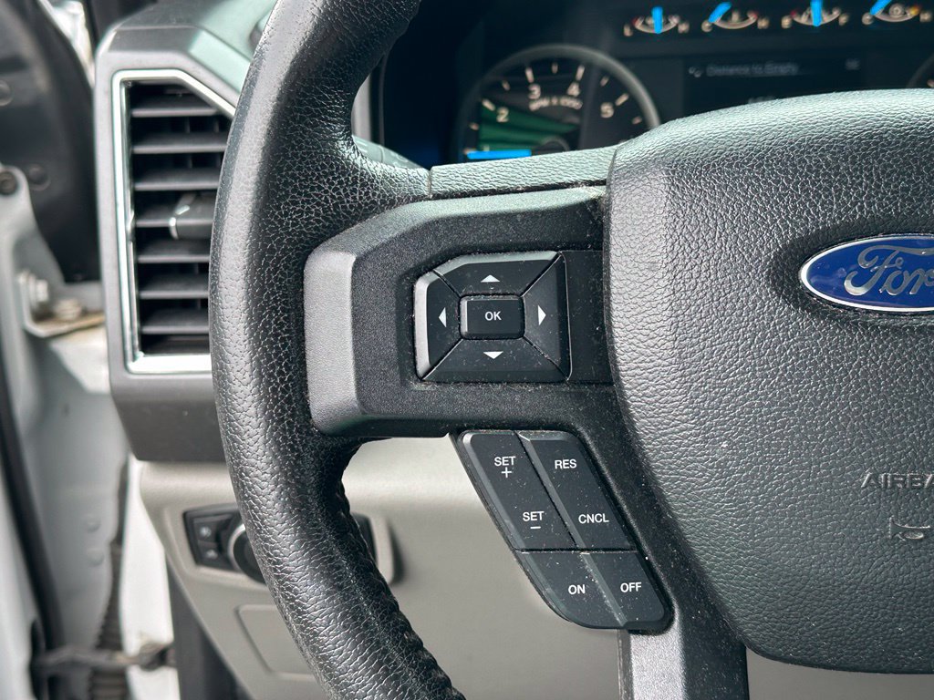 Used 2016 Ford F150 XLT w/ Equipment Group 302A Luxury AWD/4WD image 9