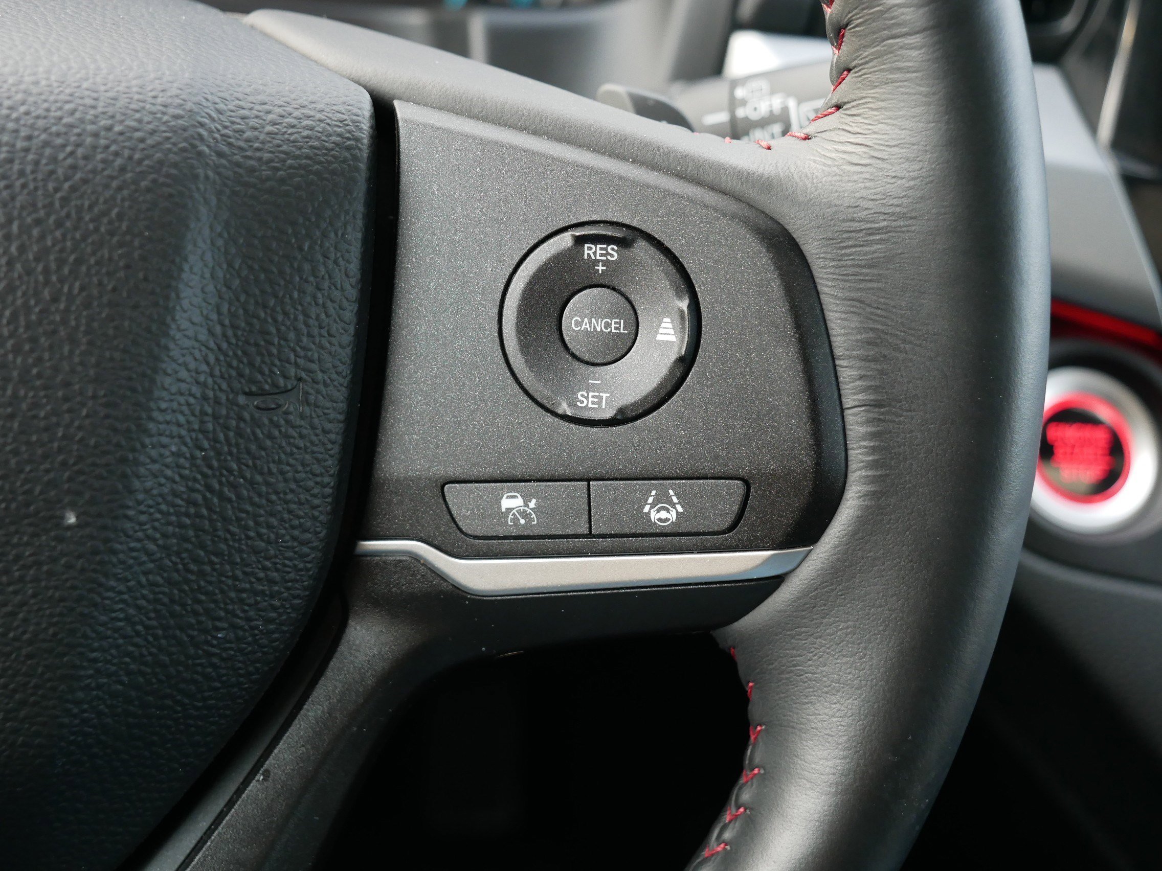 Used 2024 Honda Odyssey Sport image 30