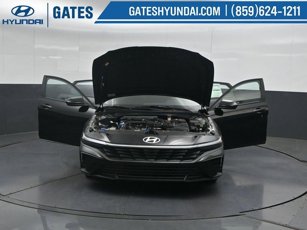 New 2026 Hyundai Elantra SE FWD image 56