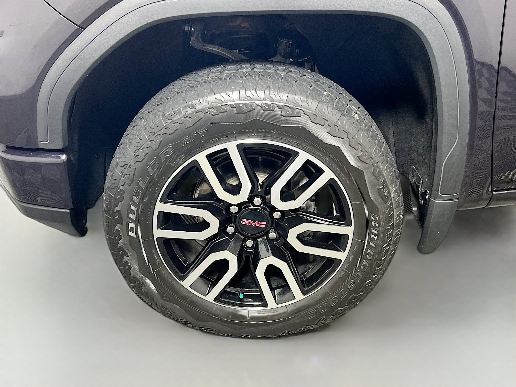 Used 2023 GMC Sierra 1500 AT4 w/ Technology Package image 13