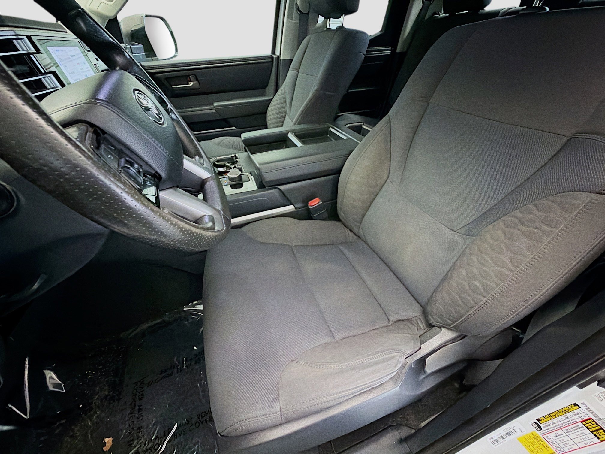 Used 2022 Toyota Tundra SR5 w/ SR5 Convenience Package image 11