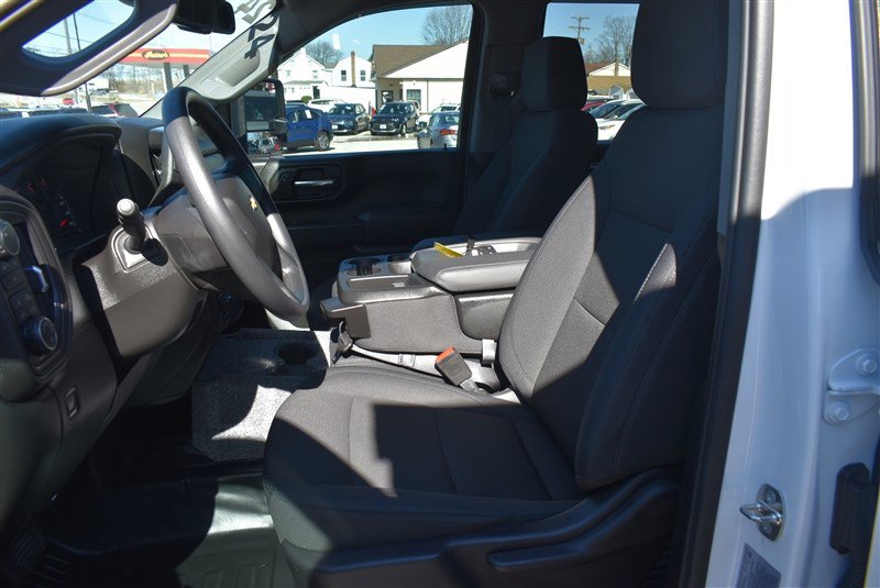 Used 2024 Chevrolet Silverado 3500 W/T image 12