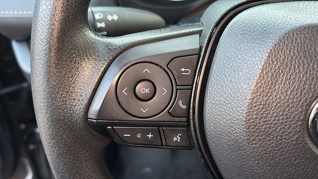 Used 2022 Toyota RAV4 XLE image 17