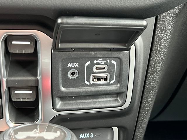 New 2026 Jeep Wrangler Unlimited Rubicon w/ Steel Bumper Group image 27