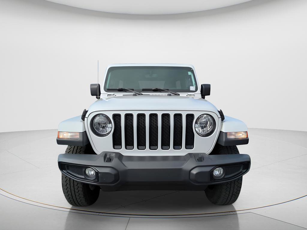 Used 2021 Jeep Wrangler Unlimited Sahara image 2
