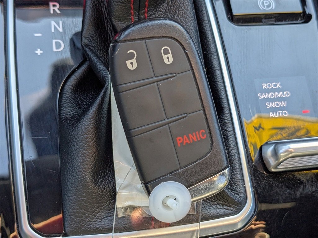 Used 2024 Jeep Compass Trailhawk image 34