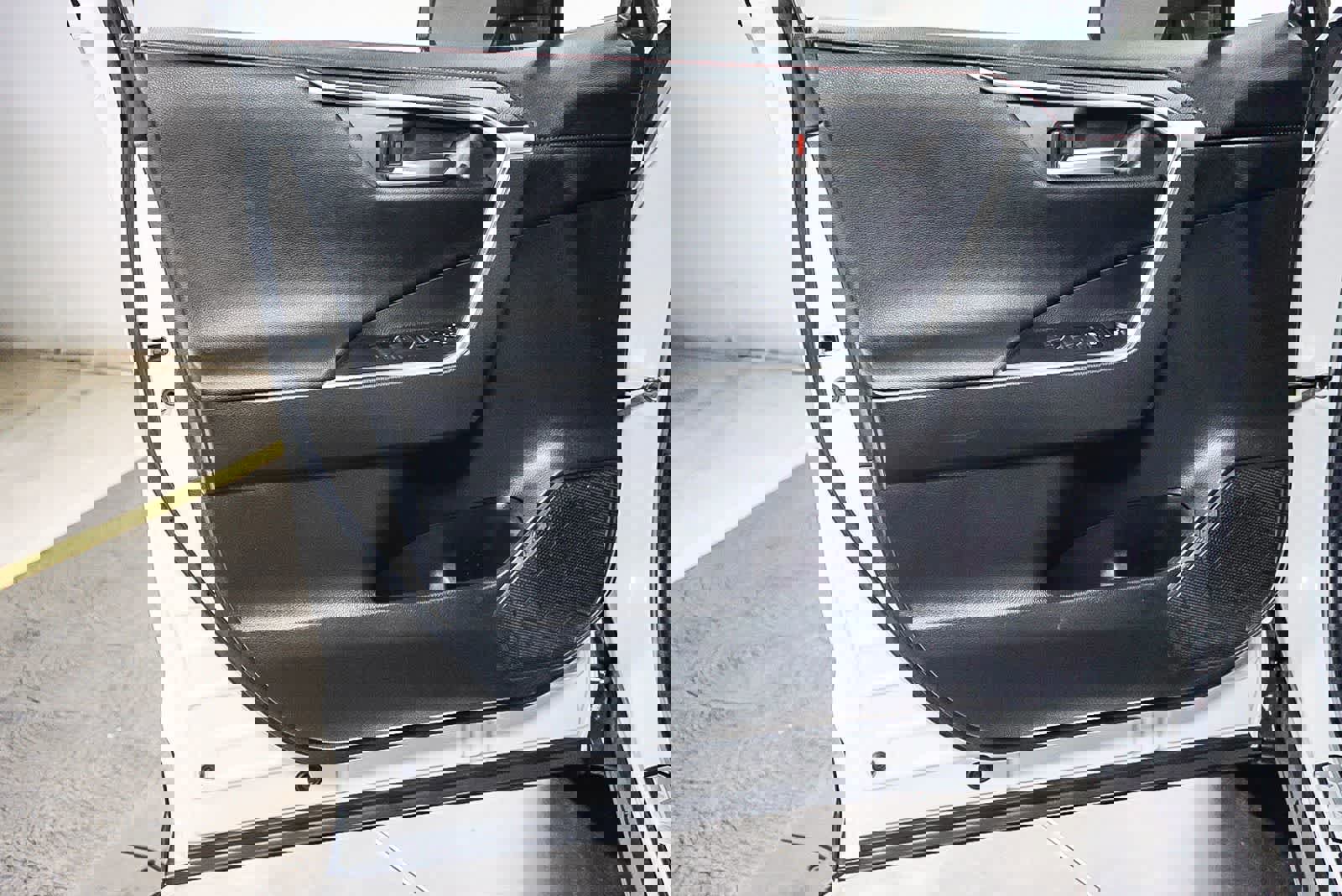 Used 2023 Toyota RAV4 XSE w/ Weather Package image 23