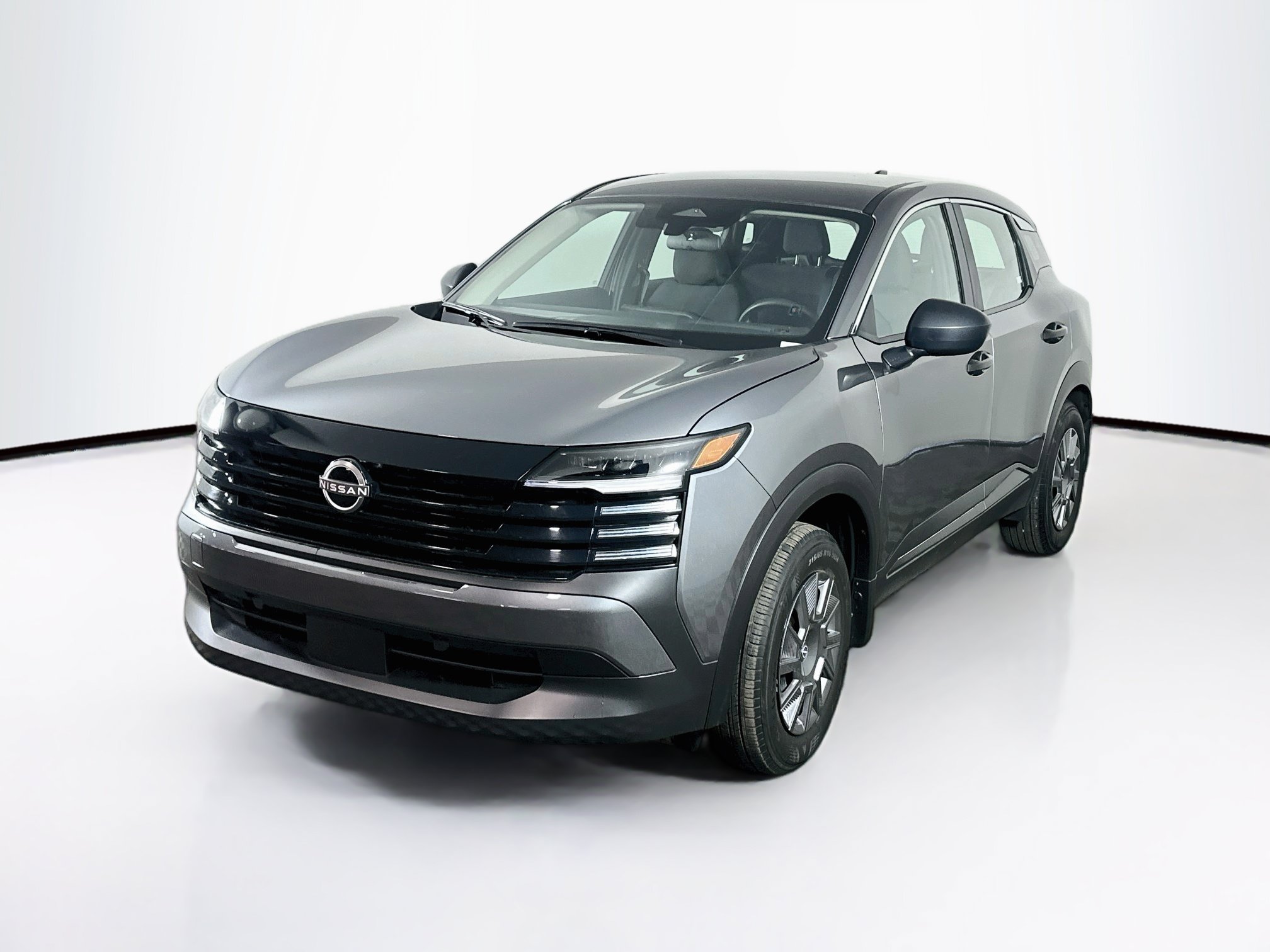 Used 2025 Nissan Kicks S AWD/4WD image 3
