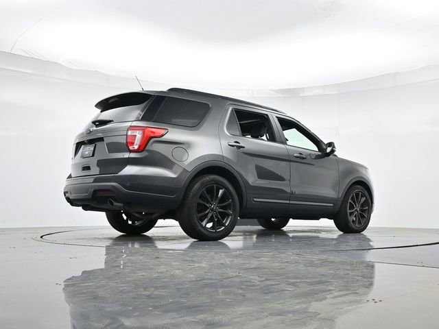 Used 2019 Ford Explorer XLT w/ Equipment Group 202A FWD image 31