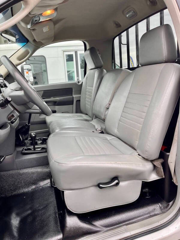 Used 2008 Dodge Ram 5500 Truck 4x4 Regular Cab w/ PWR Accessory Group image 14