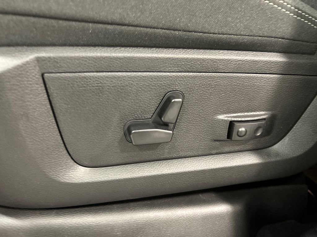 New 2026 RAM 2500 Big Horn image 17