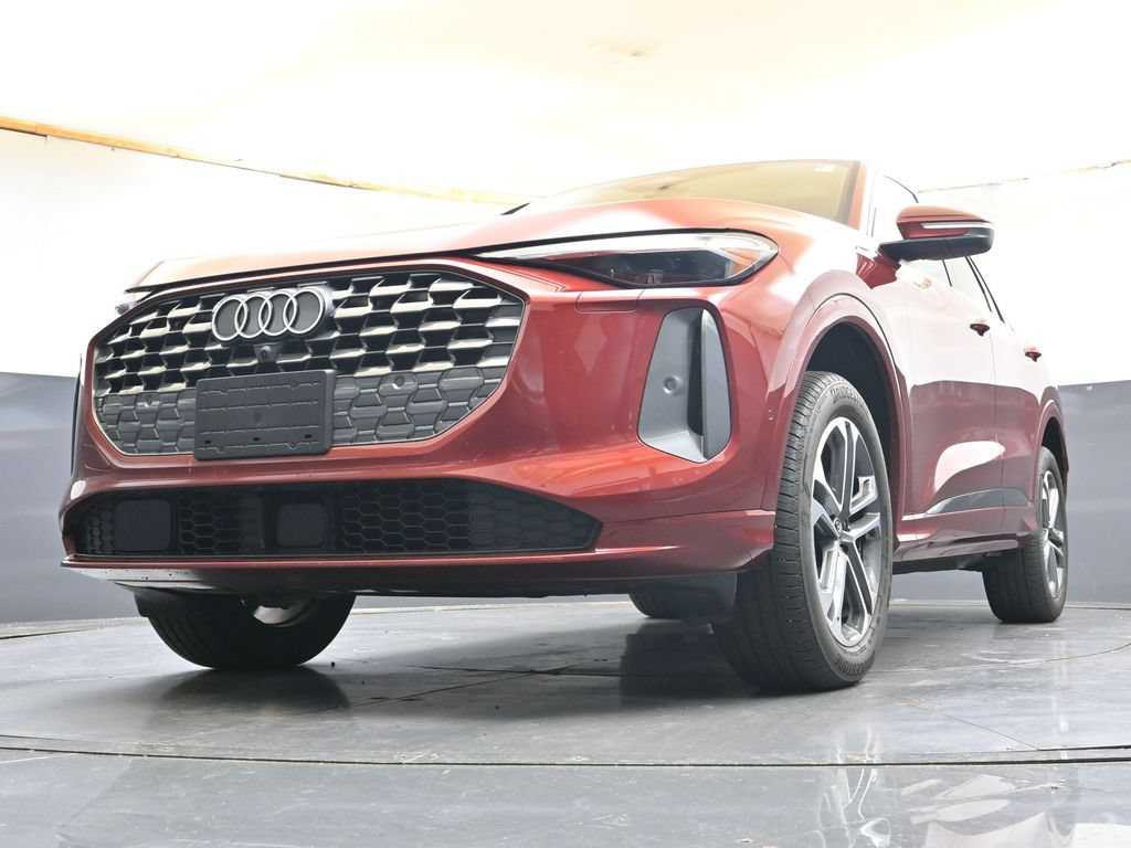 Certified 2025 Audi Q5 Premium Plus w/ Premium Plus AWD/4WD image 29