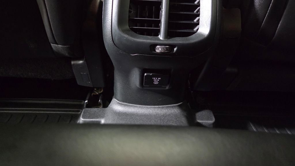 Used 2015 Jeep Cherokee Limited image 32