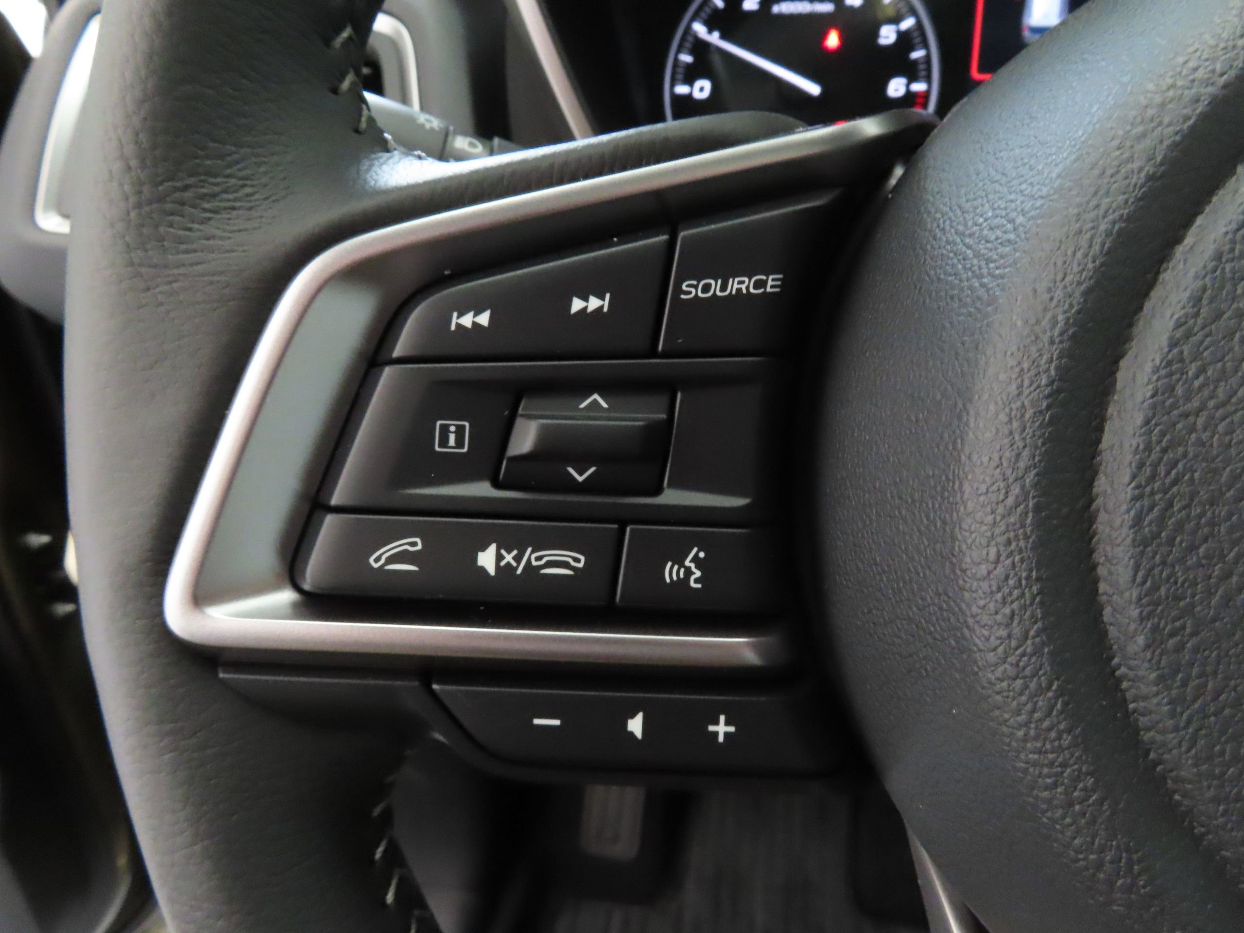 New 2026 Subaru Ascent Limited image 14