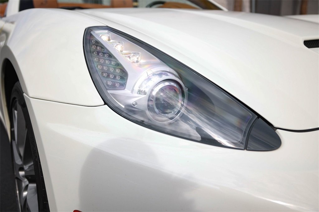 Certified 2012 Ferrari California image 14