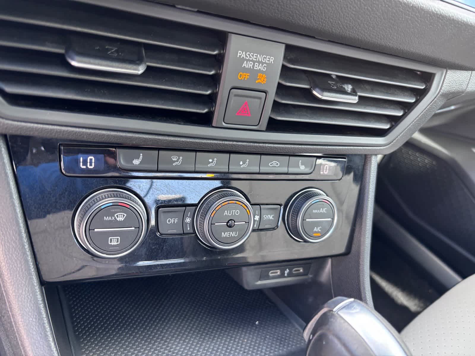 Used 2021 Volkswagen Jetta R-Line FWD image 23