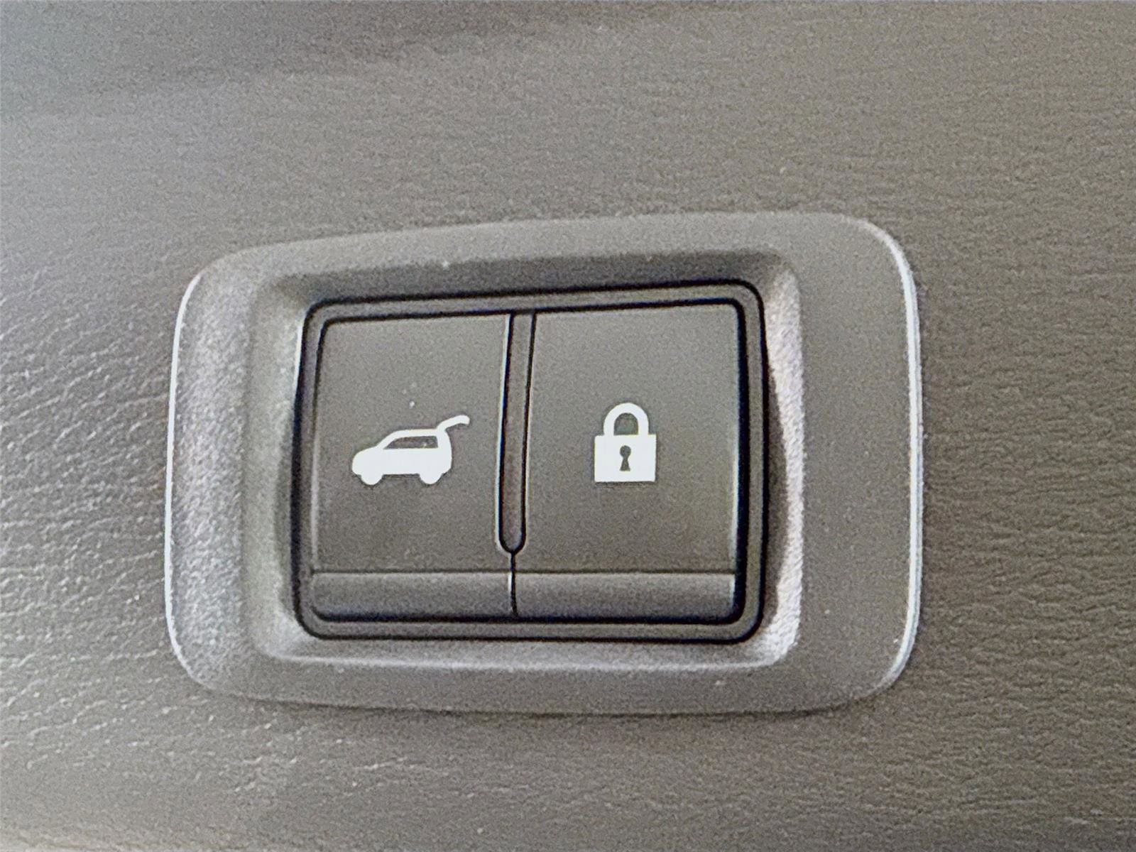 Used 2023 Mitsubishi Outlander SE FWD image 18