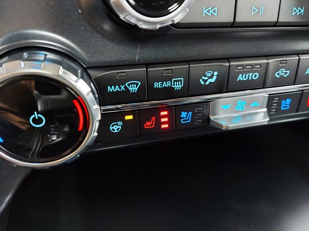 New 2025 Ford F150 Lariat w/ Equipment Group 502A High image 5