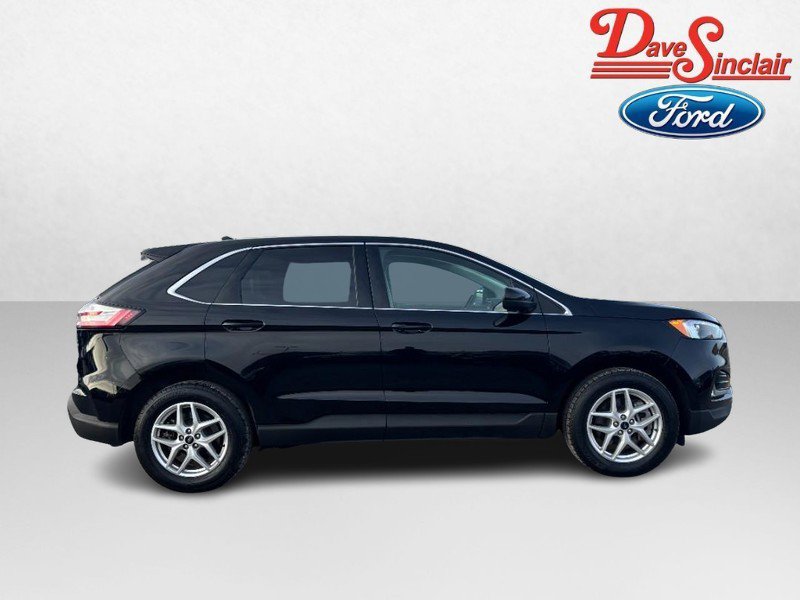 Used 2024 Ford Edge SEL w/ Convenience Package image 5