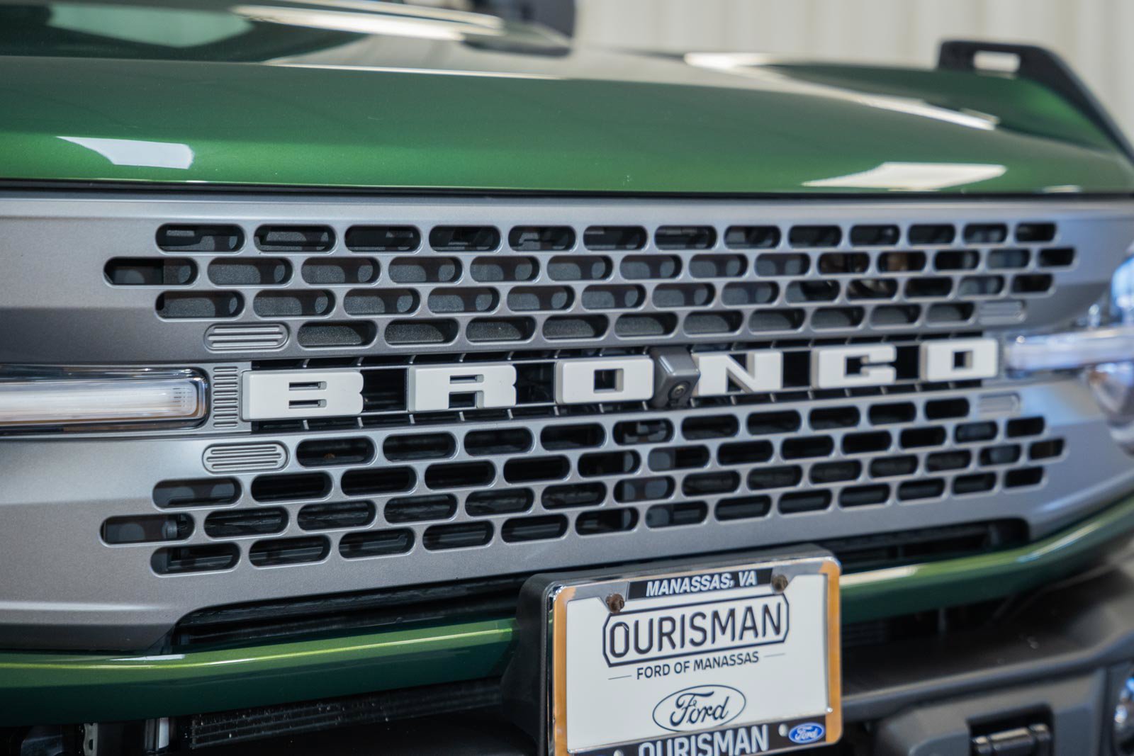 Certified 2023 Ford Bronco Badlands w/ Sasquatch Package AWD/4WD image 13